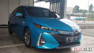 Nden Toyota Prius PHEV Dibuka