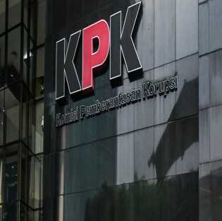 Bupati Ponorogo Sugiri Sancoko Terjaring OTT KPK