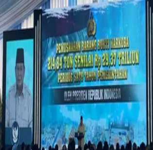 Presiden Prabowo Berikan  