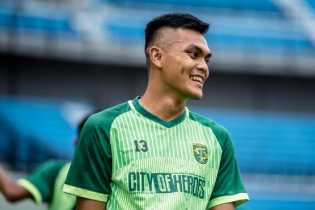 Persebaya Tekuk Persija, Debut Rachmat Irianto Sebagai Kapten Tim