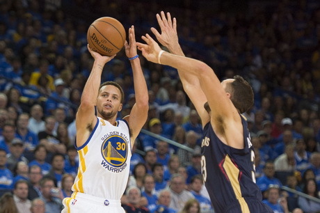 Warriors Kalahkan Pelicans di Laga Pembuka