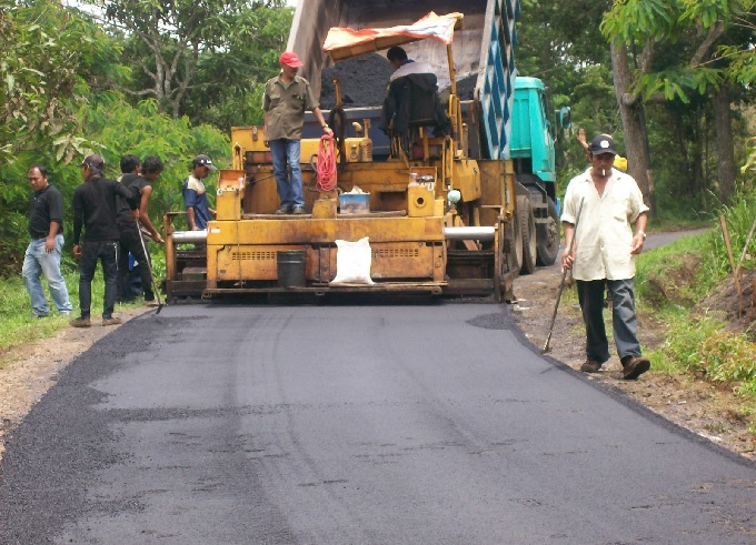 Krisis Keuangan, Proyek Jalan Inhu Terpaksa Ditunda