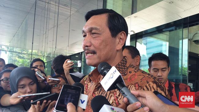 Luhut Kaget Dengar Pengakuan Sintong soal Jumlah Korban 1965