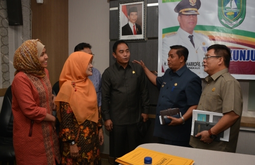 Komisi B DPRD Riau Jemput Bola 
