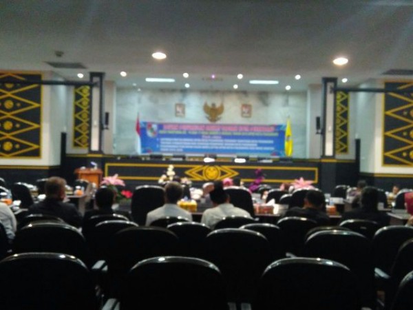 Menunggu Walikota, Paripurna Molor Satu Jam 