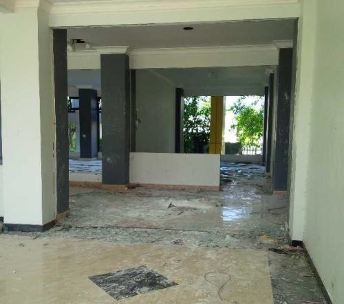Kondisi Gedung Tertinggi di Inhil Memprihatinkan, Bupati Sebut Akan Manfaatkan untuk Perkantoran
