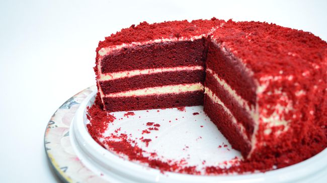 Red Velvet Saus Tomat, Kue Unik yang Gegerkan Dunia Maya