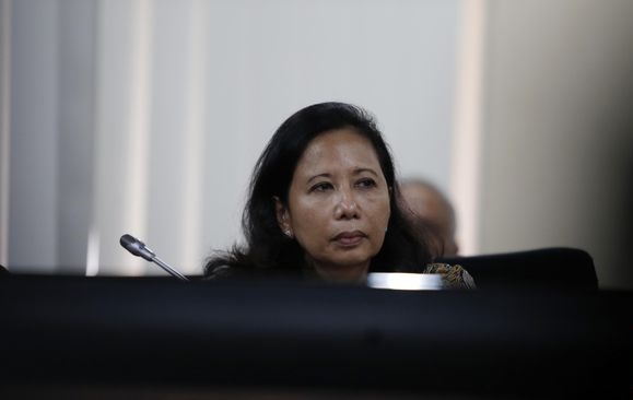 Menteri Rini Restui PLN Boyong Saham PGE