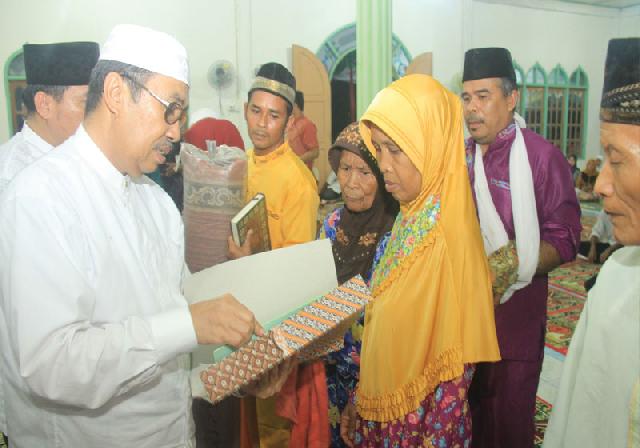 Safari Ramadan Perdana Bupati ke Marempan Hilir, Wabup ke Jatibaru