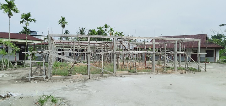 Dibangun Pada 2018, Mushola SMAN 02 Bangko Belum Rampung