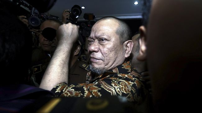 Transaksi Mencurigakan La Nyalla Senilai Ratusan Miliar