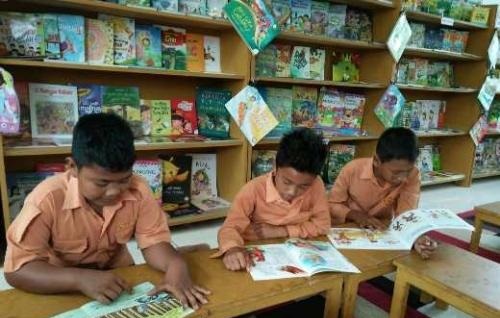 Perpustakaan Bukan Tempat yang Menakutkan Lagi Bagi Pelajar SDN 003 Bangsal Aceh Dumai
