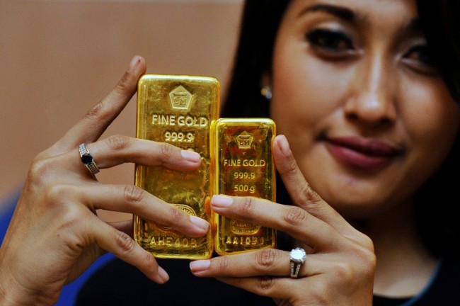 Emas Antam Kembali Tertekan ke Rp654 Ribu/Gram