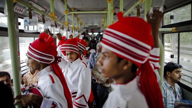 Bus Umum India Akan Dilengkapi Tombol Anti-Pencabulan