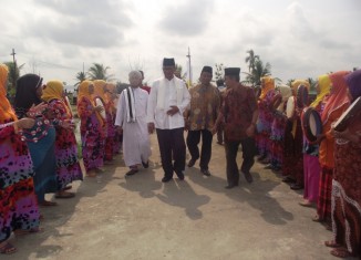 Bupati dan Anggota DPRD Riau Halal Bihalal ke Ponpes