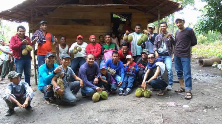 Wah, Serunya Menyusuri Hulu Sungai Bokor Pada Musim Buah-buahan