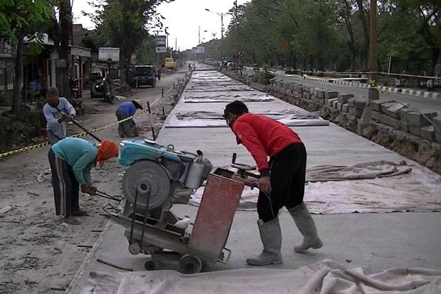 Fokus Pada Pengerasan Sirtu, Pemkab Meranti Merubah Pola Pembangunan Jalan 2016 