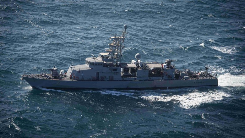 Didekati Kapal Iran di Teluk Persia, Kapal AS Lepas Tembakan Peringatan