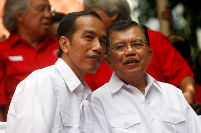 Jokowi-JK Akui Kabinetnya Hasil Kompromi Politik