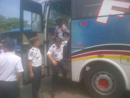 Lihat Kesiapan Armada, Dishub Sidak Terminal Darat, Laut dan Udara