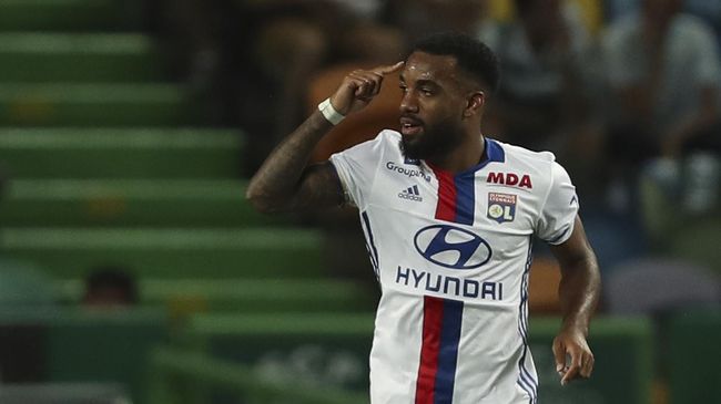 Upaya Lyon Bentengi Lacazette dari Arsenal 
