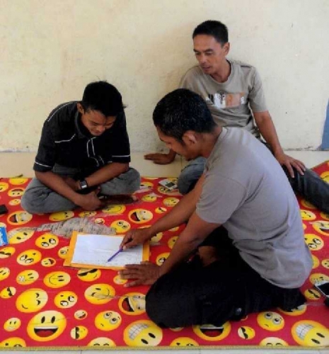 Irjen Boy Rafli Amar dan Kompolnas Puji Aksi Bripka Suryawan yang Keliling Desa Ajarkan Baca Tulis