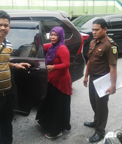 Diduga Palsukan Surat Tanah, Kejari Siak Tahan Mantan Kades Rantau Bertuah 