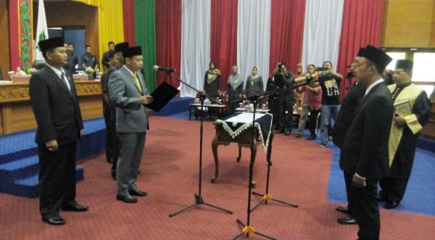 Dua PAW DPRD Resmi Dilantik Gantikan Suhartono dan Syahrul