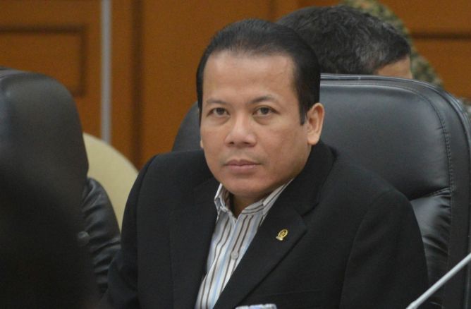 Wakil Ketua DPR Setuju 7 Proyek Dikaji Ulang, Bukan Dibatalkan 