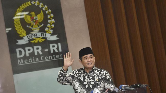 Setnov Bungkam soal Janji Jabatan untuk Akom 