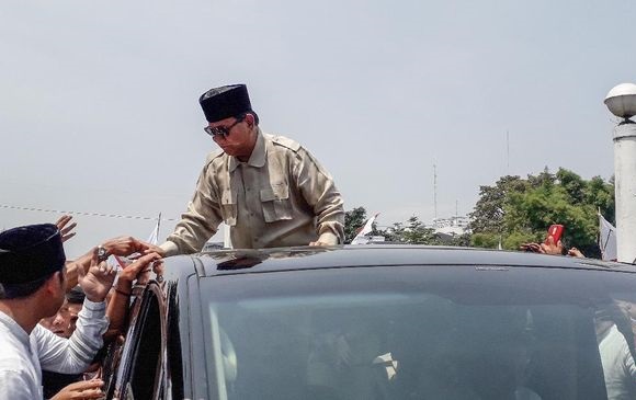 Pendukung Prabowo: Mari Bung Rebut Kembali, Prabowo Presiden 
