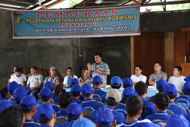 Buka Pelatihan di P4S, Bupati Kampar : Ingin Sukses, Ikuti Pelatihan dengan Serius 