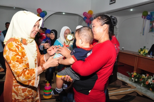 Penting bagi Ibu-ibu, Ternyata Manfaat ASI Luar Biasa