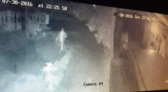 Aksi Maling Celdam dan Kutang di Inhu Terekam CCTV 