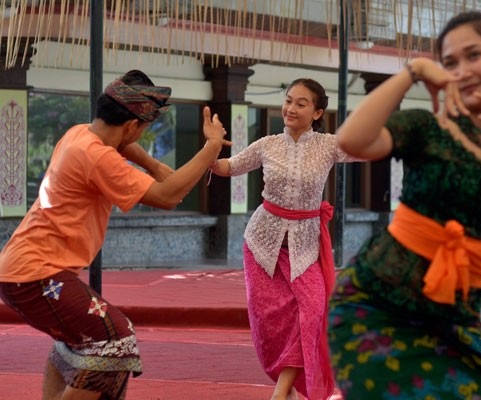 Tari Sang Hyang Dedari di ambang punah