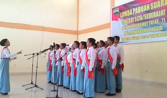 Digelar Lomba Paduan Suara Pelajar SMA di Duri Sempena HUT ke-71 TNI 
