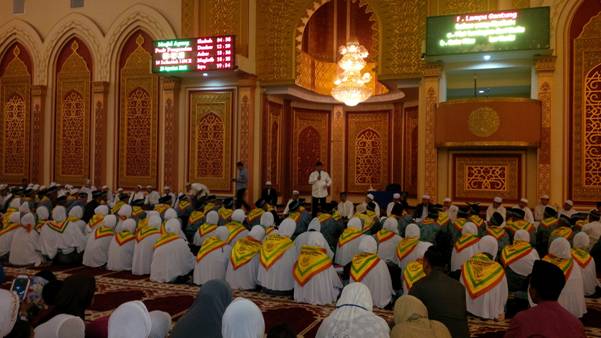 Bupati Rohul Lepas 227 JCH ke Embarkasi Batam 