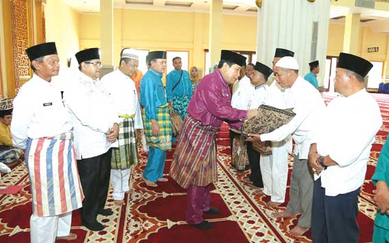 Plt Bupati Lepas Keberangkatan 36 JCH Korpri 