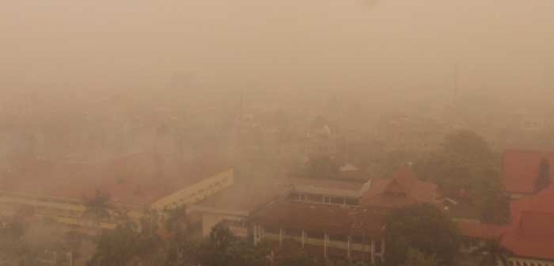Setelah Babak Belur Diserang Asap, Presiden Jokowi Akhirnya Kirim 1.250 Prajurit TNI ke Riau