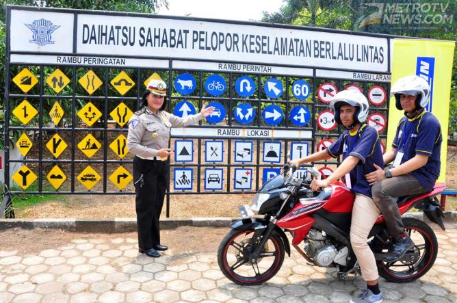 Kenali Rambu-Rambu Lalu Lintas Berdasarkan Warna