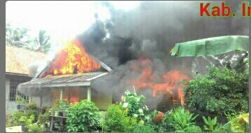 Sebuah Rumah di Tempuling, Inhil Habis Dilalap Api