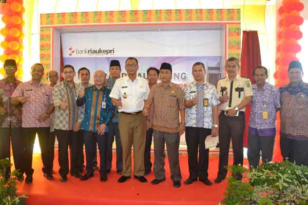 Bupati Apresiasi Pembayaran Pajak Sistem Online