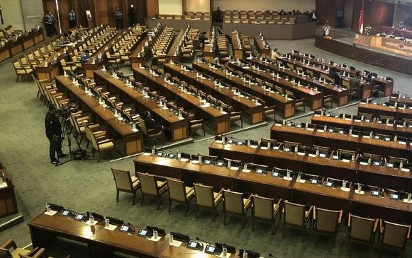 DPR Gelar Paripurna Bahas Revisi UU KPK dan MD3 Hari Ini 
