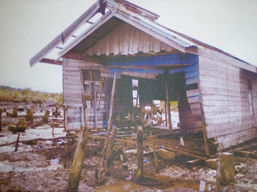 Diterjang Pasang Keling, Tujuh Rumah Warga Pulau Jemur Rohil Rusak Parah