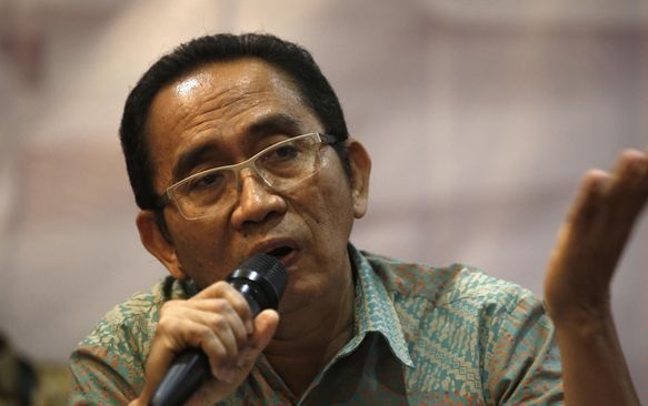 Diduga Terima Suap, Eks Komisioner KPK Dilaporkan ke Polisi 