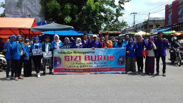Galang Biaya Pengobatan, GPPI dan BEM Se Kampar Kumpulkan Koin