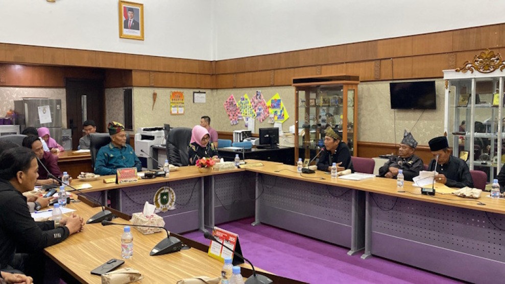 Konflik Memanas di Tenayan Raya: Masyarakat Batin Tenayan Ungkap Nama Pengusaha dan Klaim Lahan 200 Hektare di DPRD Riau 