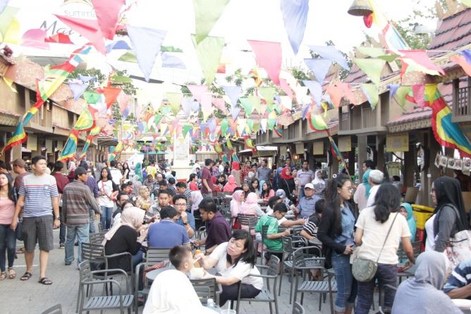 Kemeriahan Festival Kuliner Bekasi 2015 