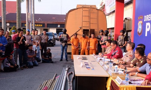Dibongkar Polisi, Sindikat Pencurian Minyak Mentah di Riau