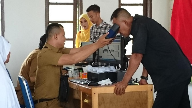 Dinas Kependudukan Dan Catatan Sipil Pemko Pekanbaru Kejar Bola 